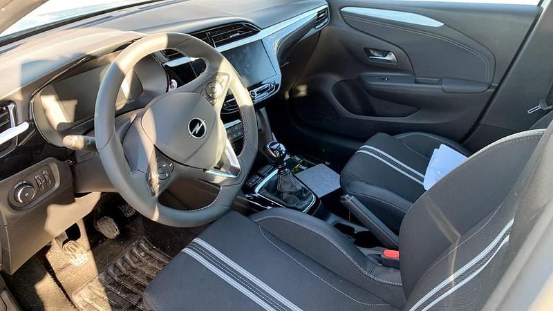 Usata Opel Corsa S 101 CV (74 kW) 2025 Argento Utilitaria