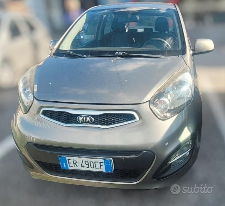 Marrone Usata 2014 Kia Picanto Due volumi | 4500 € (Super prezzo) - Immagine 1/4