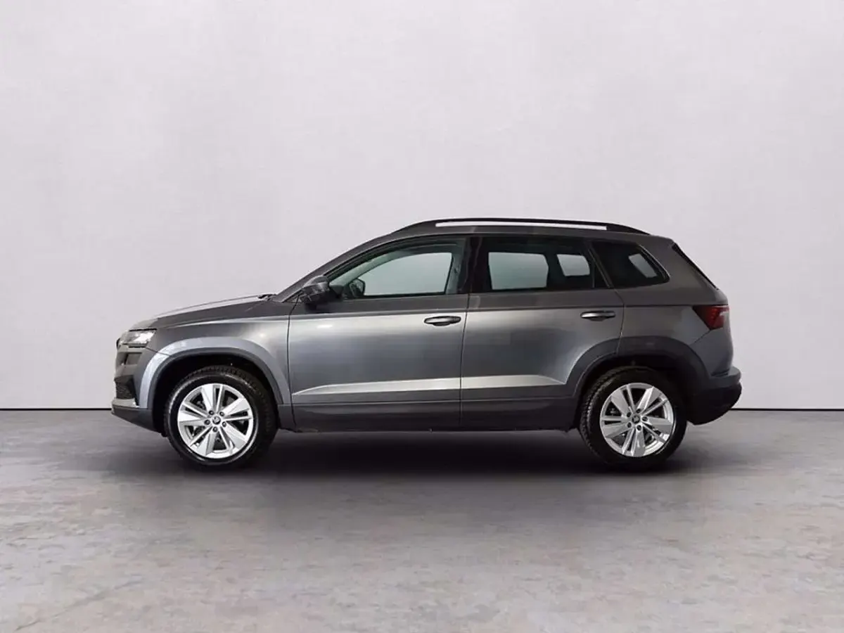 Usata Skoda Karoq Executive 150 CV (110 kW) 2025 Grigio graphite metallizzato SUV