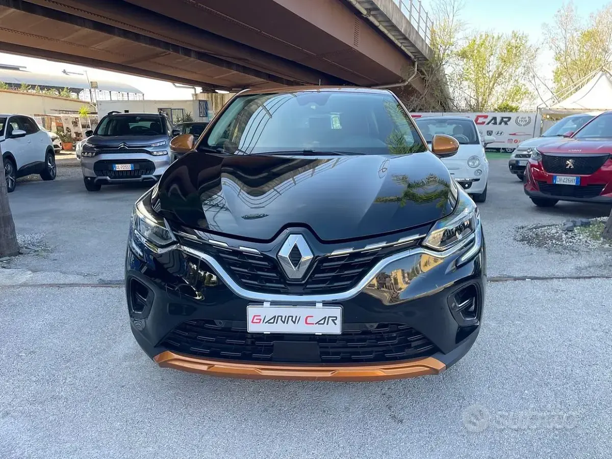 Usata Renault Captur Intens 116 CV (85 kW) 2020 Nero SUV