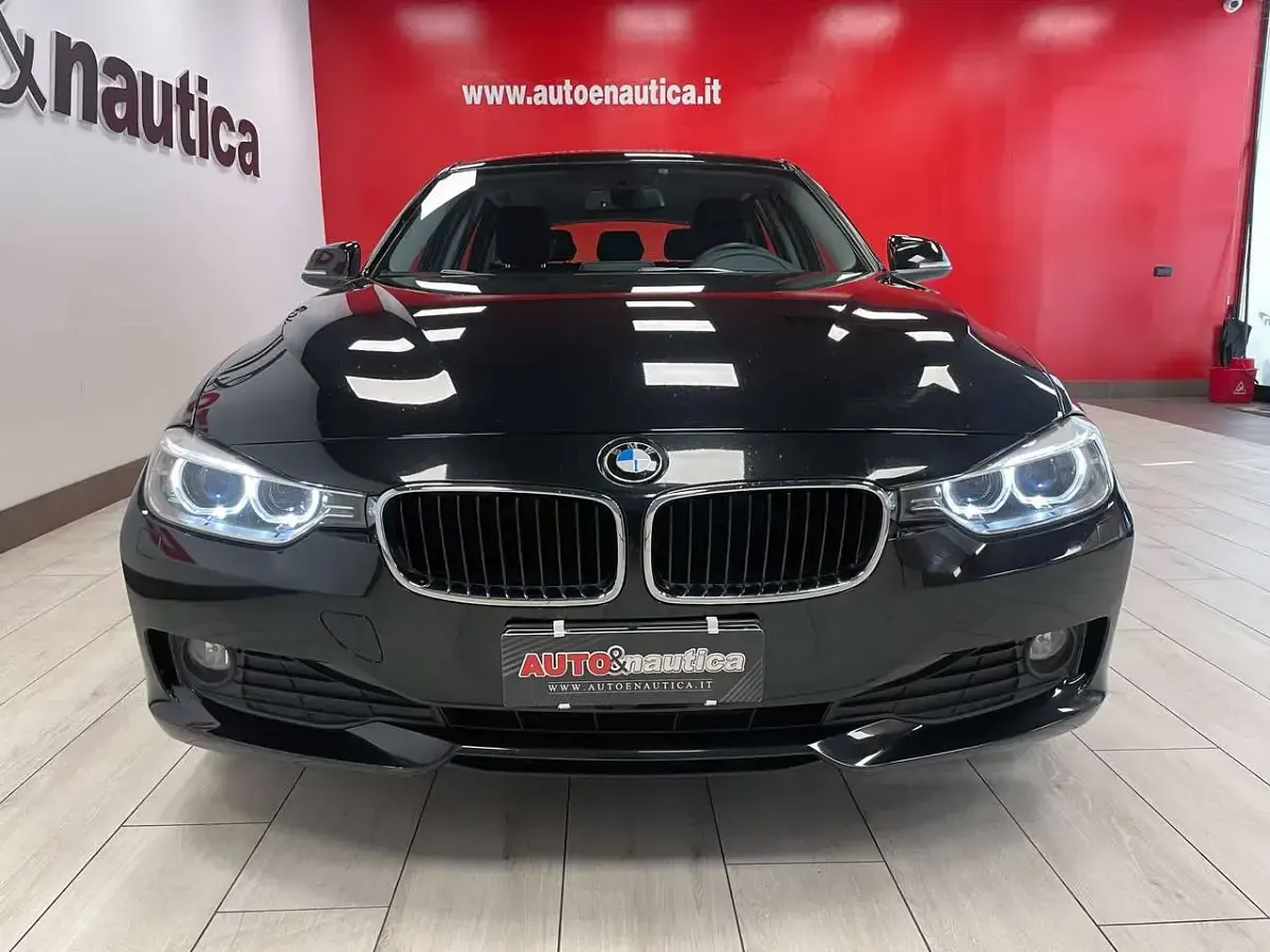 Usata BMW 318 143 CV (105 kW) 2014 Nero Station wagon