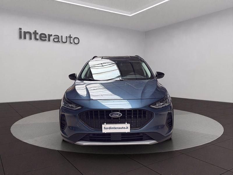 Usata Ford Focus Active 125 CV (91 kW) 2022 Chrome blue Station wagon