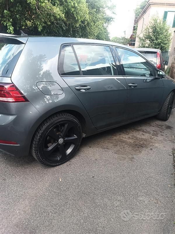 Usata VW Golf VII 2018 Grigio Berlina