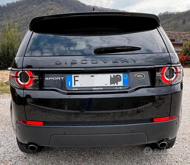 Usata Land Rover Discovery Sport HSE Luxury 150 CV (110 kW) 2016 Nero SUV