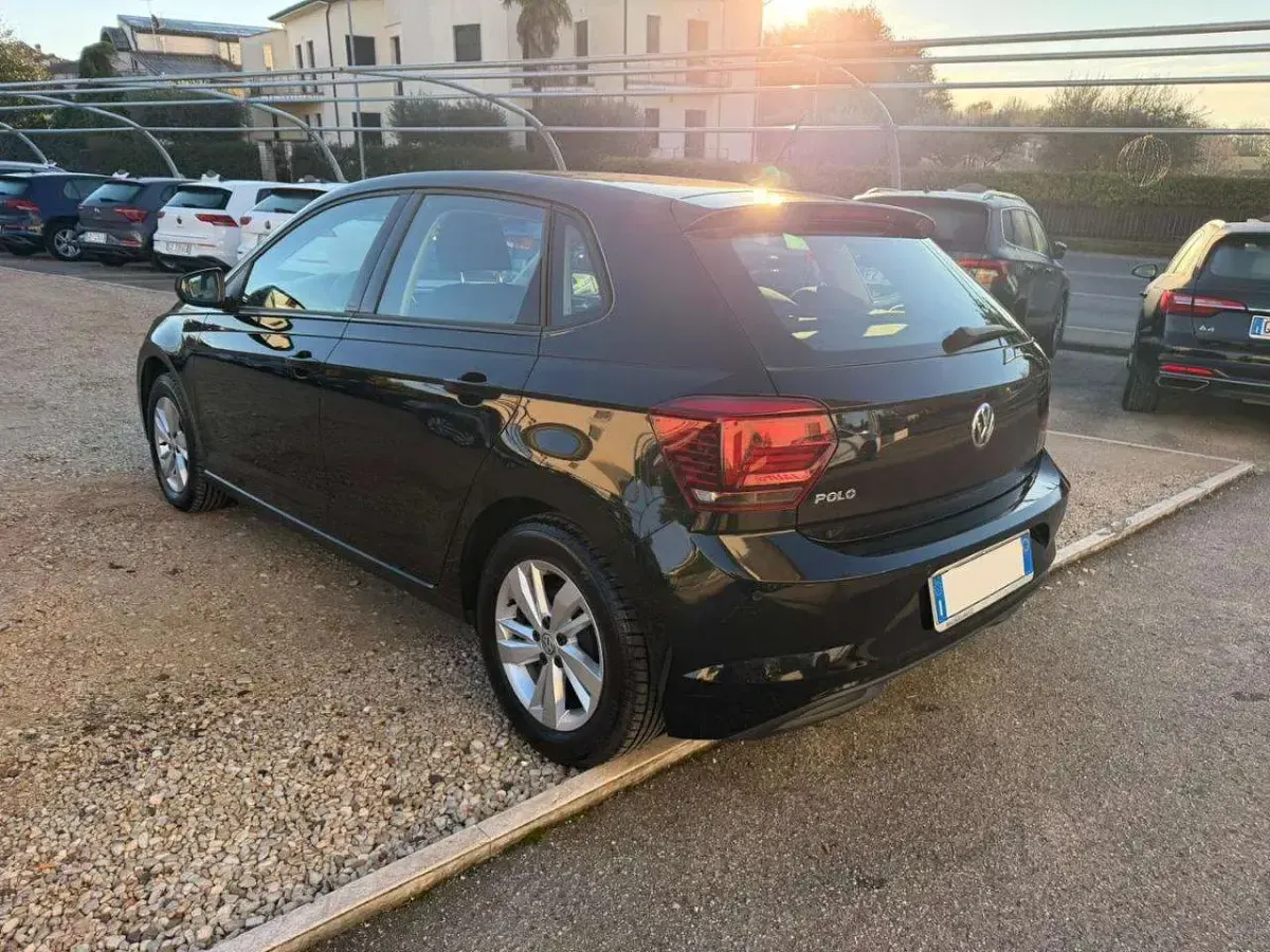 Usata VW Polo Comfortline 95 CV (69 kW) 2021 Nero Utilitaria
