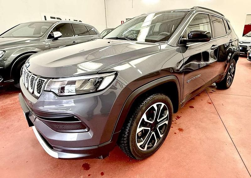Usata Jeep Compass Limited 190 CV (139 kW) 2022 Grigio SUV