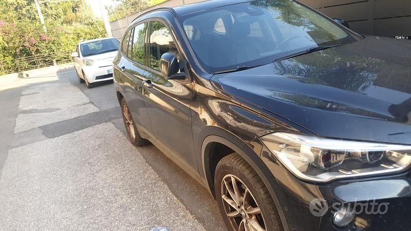 Usata BMW X1 150 CV (110 kW) 2018 Nero SUV