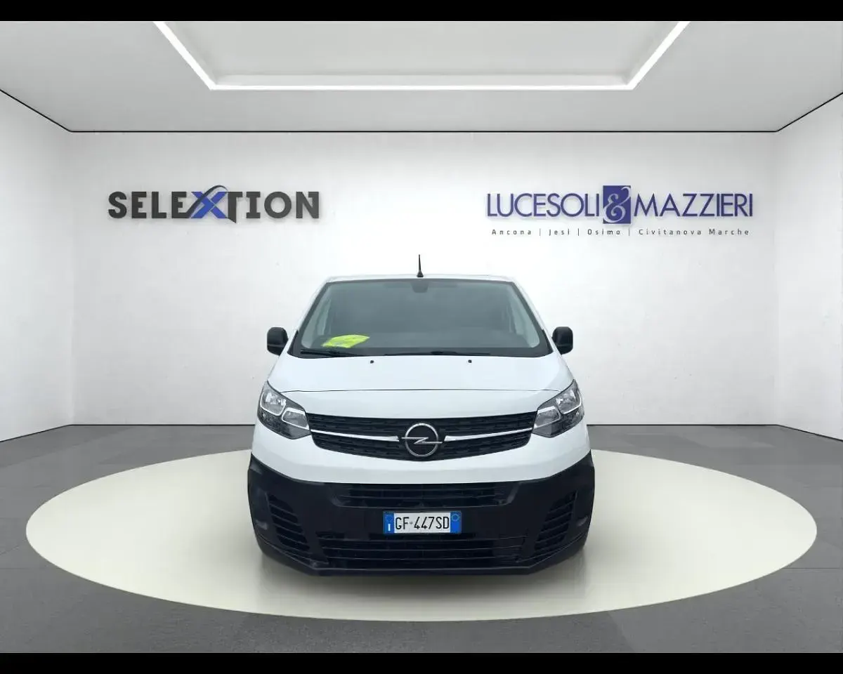Usata Opel Vivaro-e Combi S 120 CV (88 kW) 2021 Bianco Monovolume