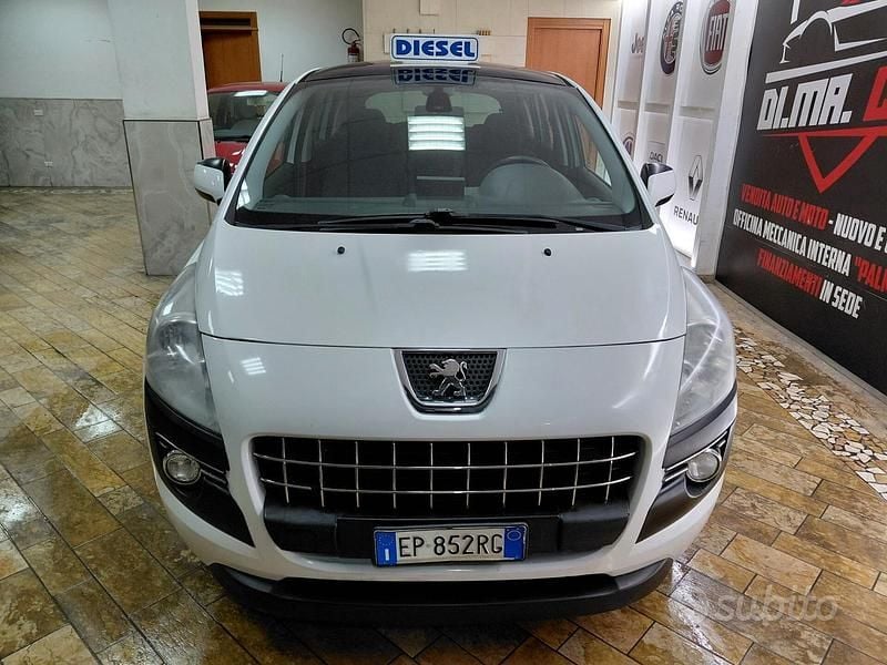 Usata Peugeot 3008 115 CV (84 kW) 2013 Bianco Station wagon