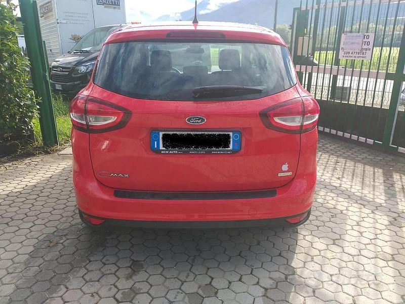 Usata Ford C-MAX Titanium 101 CV (74 kW) 2016 Rosso Monovolume