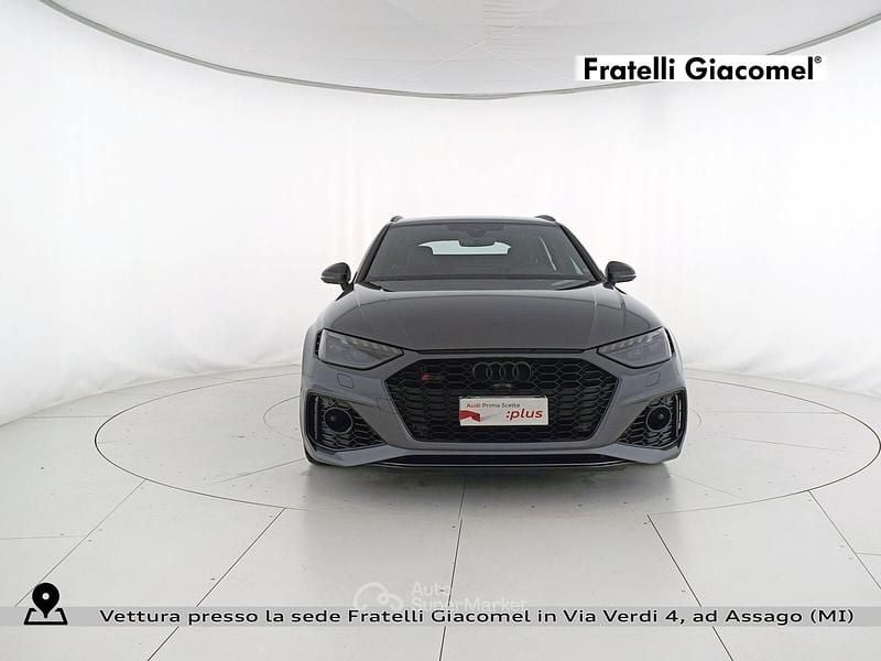 Usata Audi RS4 Comfort 450 CV (330 kW) 2022 Grigio daytona perlato Station wagon