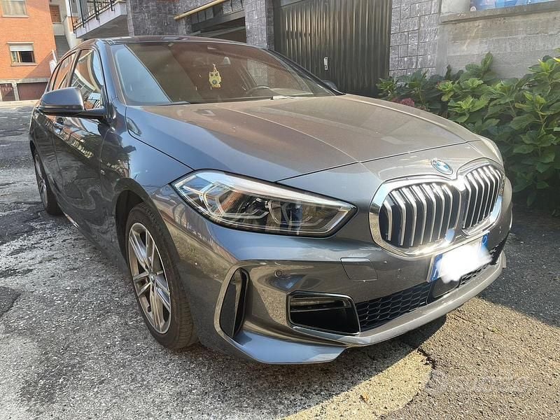 Usata BMW 118 M Sport 136 CV (100 kW) 2021 Grigio Utilitaria