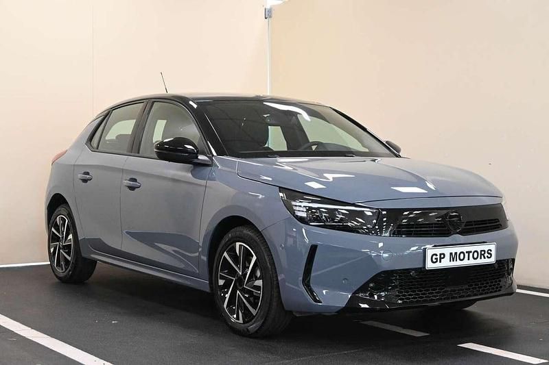 Grigio Usata 2024 Opel Corsa GS Line Tre volumi | 14.900 € (Buon prezzo) - Immagine 1/4