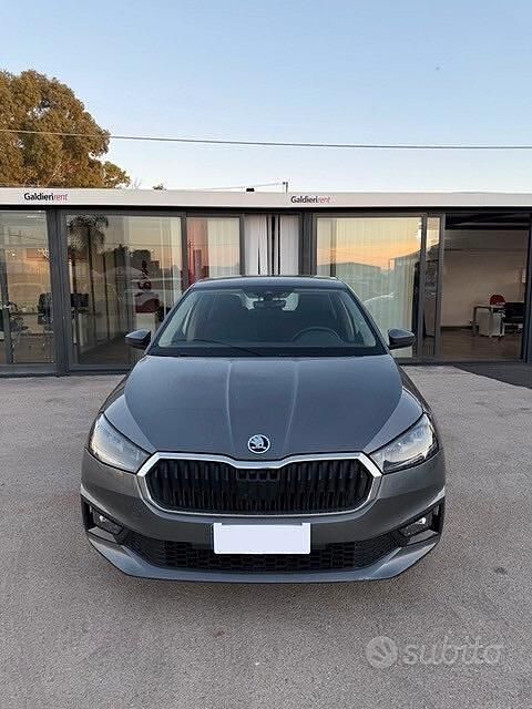 Usata Skoda Fabia Selection 80 CV (58 kW) 2024 Grigio Berlina