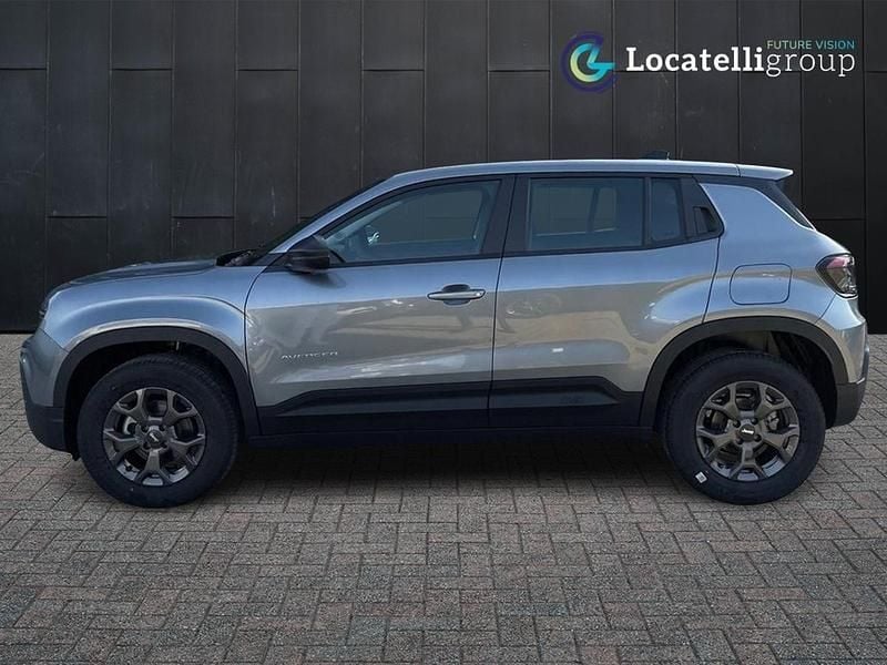 Nuova Jeep Avenger Longitude 101 CV (74 kW) 2025 Grigio SUV