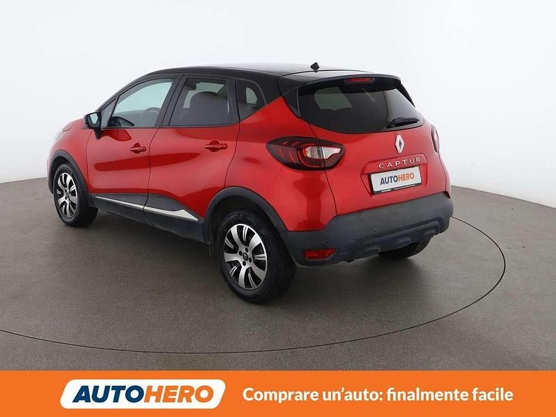 Usata Renault Captur 90 CV (66 kW) 2018 Rosso SUV