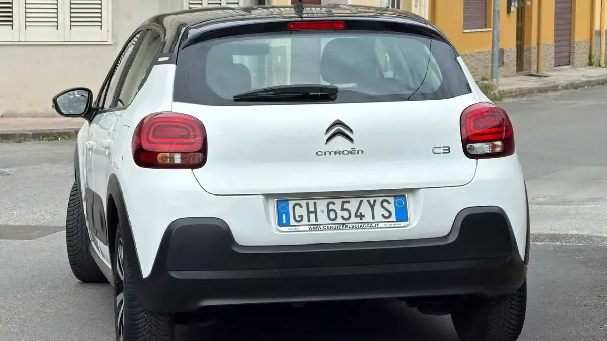 Usata Citroën C3 PureTech 110 CV (80 kW) 2022 Bianco Utilitaria