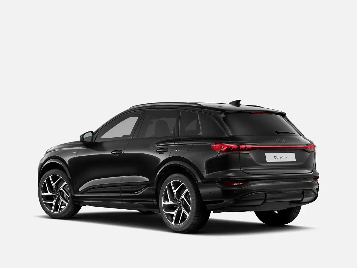 Nuova Audi Q6 e-tron S-Line 119 kW (163 CV) 2026 Nero mythos metallizzato SUV