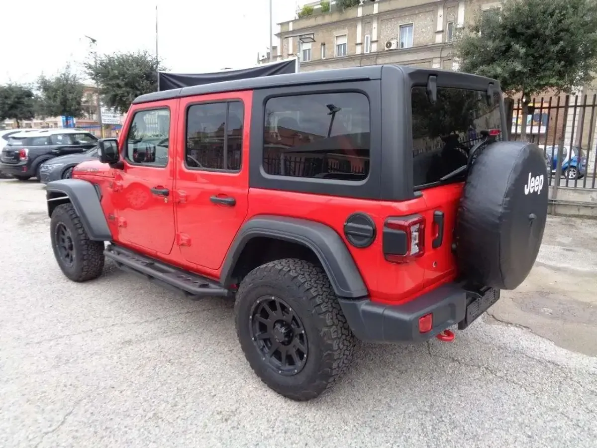 Usata Jeep Wrangler Rubicon 200 CV (147 kW) 2020 Rosso SUV