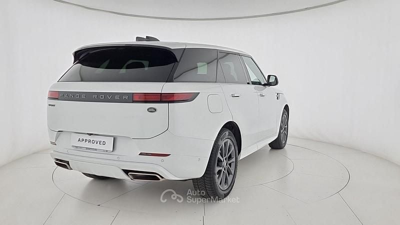 Usata Land Rover Range Rover SE Dynamic 441 CV (324 kW) 2023 Bianco SUV