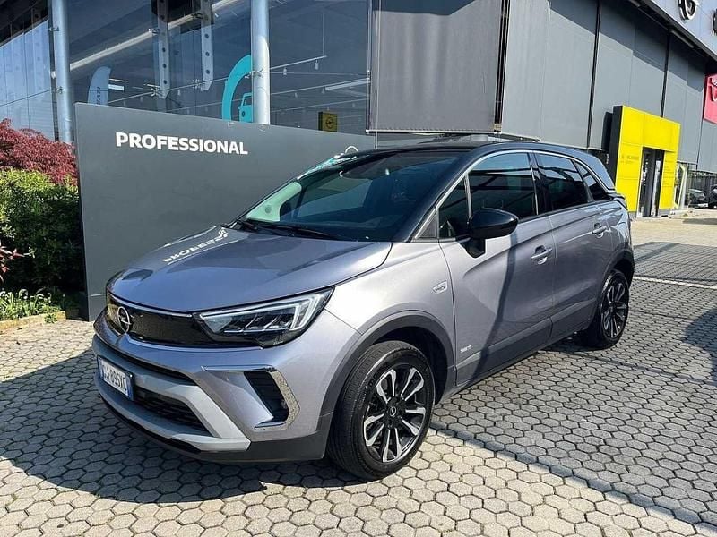 Usata Opel Crossland X Design & Tech 120 CV (88 kW) 2022 SUV