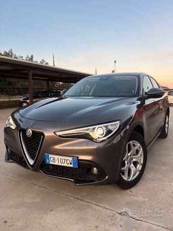 Usata Alfa Romeo Stelvio Super 190 CV (139 kW) 2020 Grigio SUV