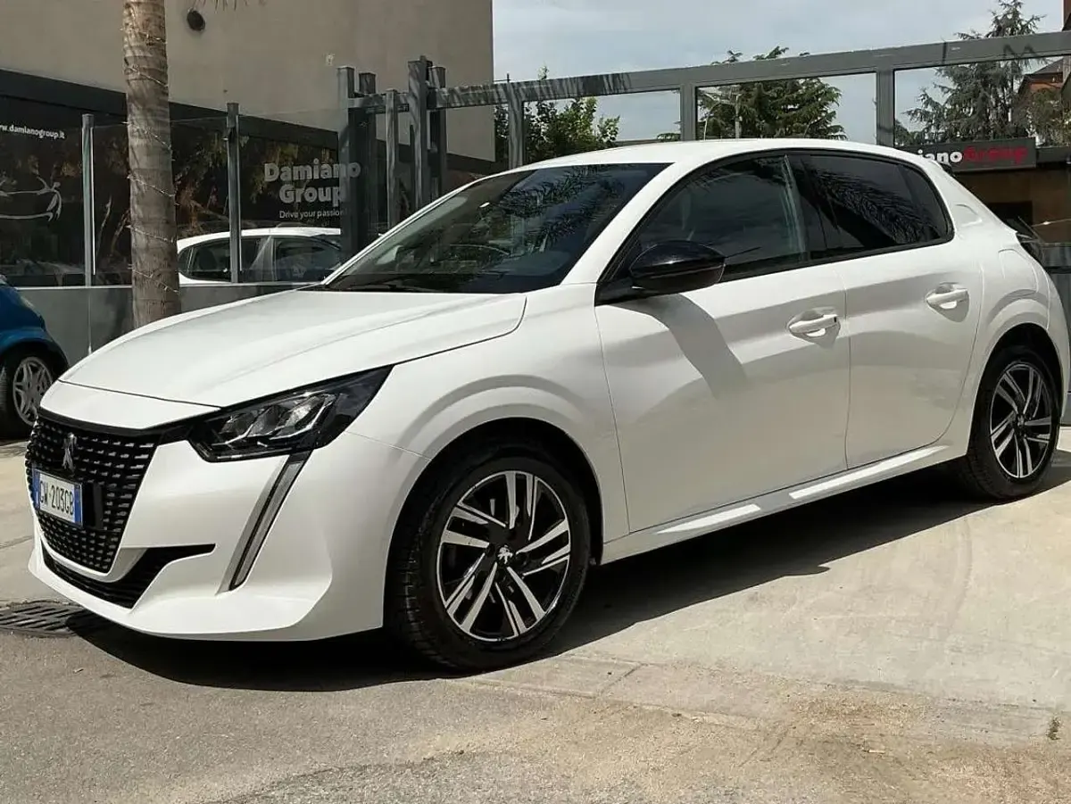 Usata Peugeot 208 Allure 102 CV (75 kW) 2021 Other Utilitaria