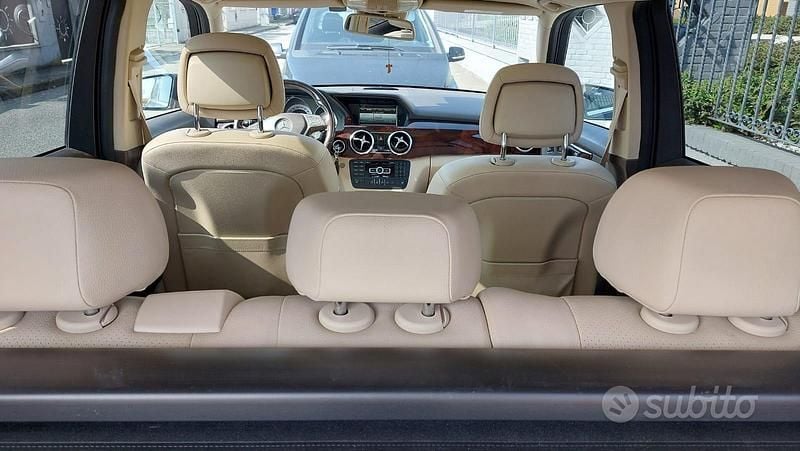 Usata Mercedes GLK250 204 CV (150 kW) 2013 Nero SUV