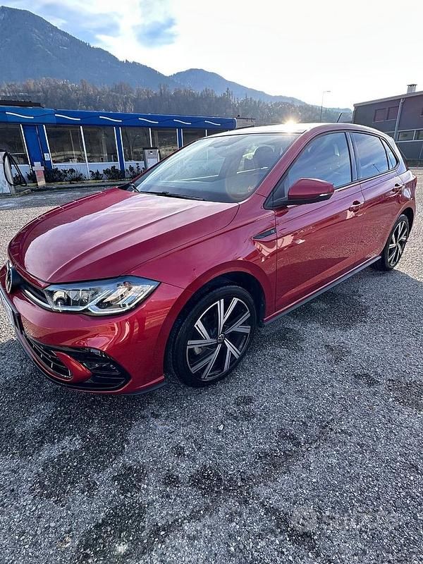 Usata VW Polo R-line 2023 Rosso Utilitaria