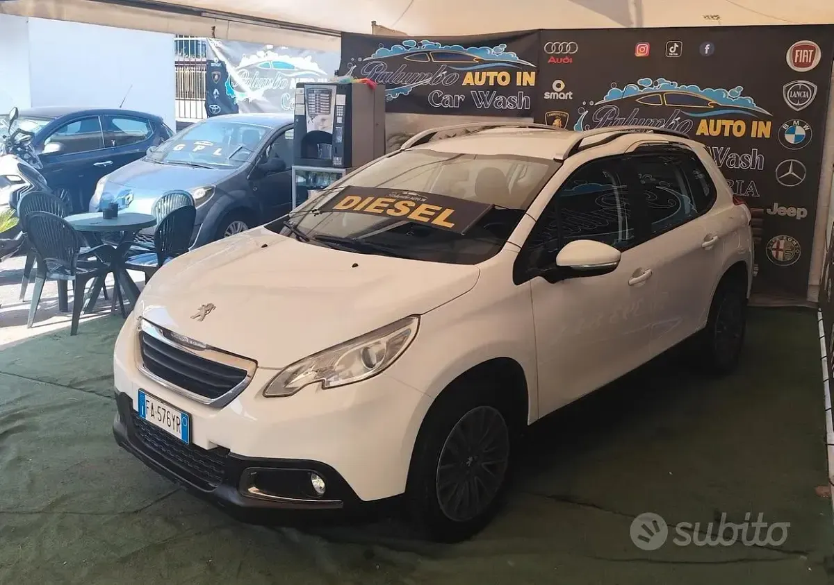 Usata Peugeot 2008 Active 99 CV (72 kW) 2015 Bianco SUV