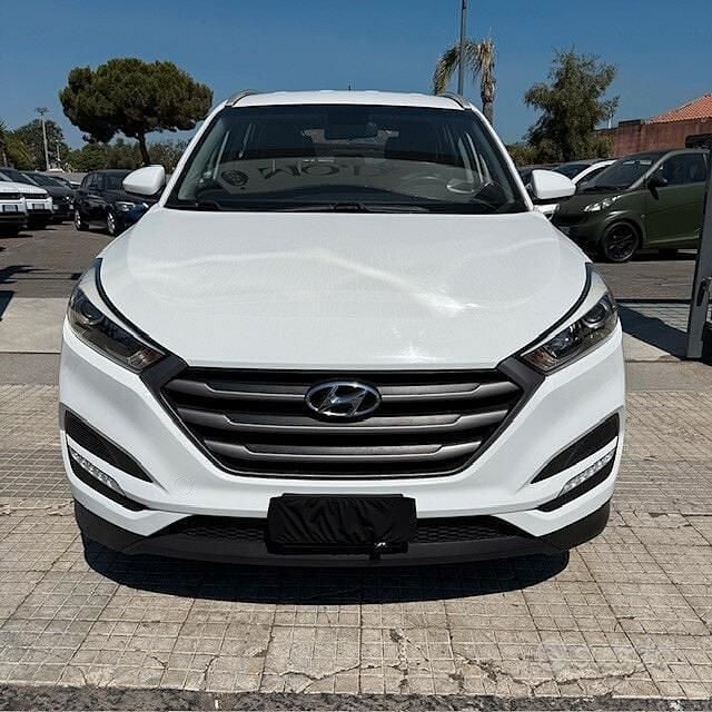 Usata Hyundai Tucson Edition 116 CV (85 kW) 2018 Bianco SUV