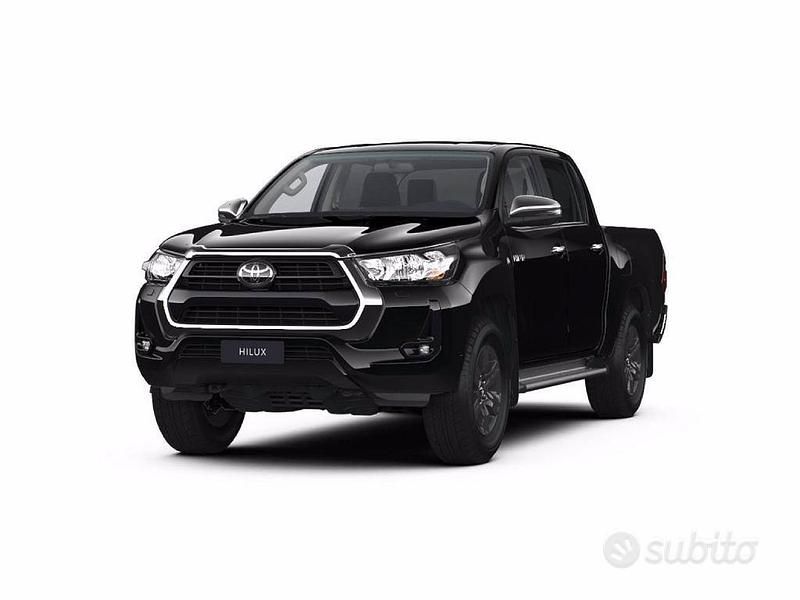 Nuova Toyota HiLux Lounge 150 CV (110 kW) 2025 Nero Pick-up