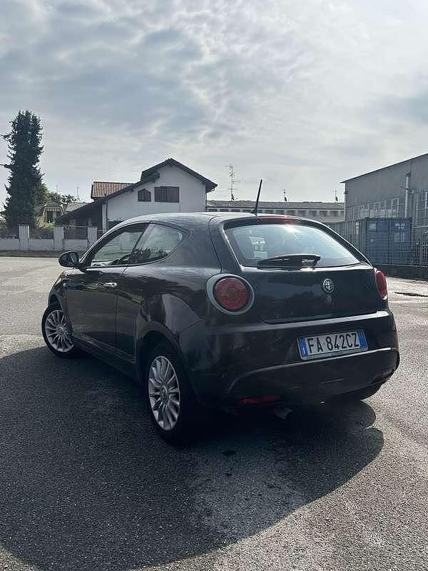 Usata Alfa Romeo MiTo Impression 70 CV (51 kW) 2015 Nero Utilitaria