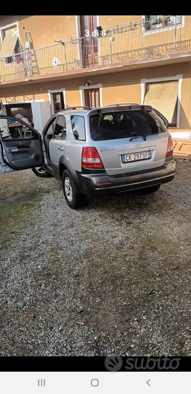 Usata Kia Sorento 140 CV (102 kW) 2004 Grigio SUV