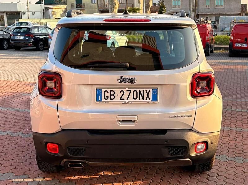 Usata Jeep Renegade Limited 131 CV (96 kW) 2021 Argento SUV