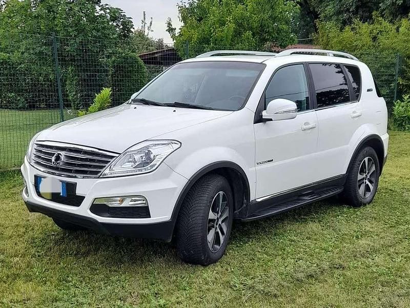 Bianco Usata 2016 Ssangyong (KGM) Rexton SUV | 15.800 € (Super prezzo) - Immagine 1/4