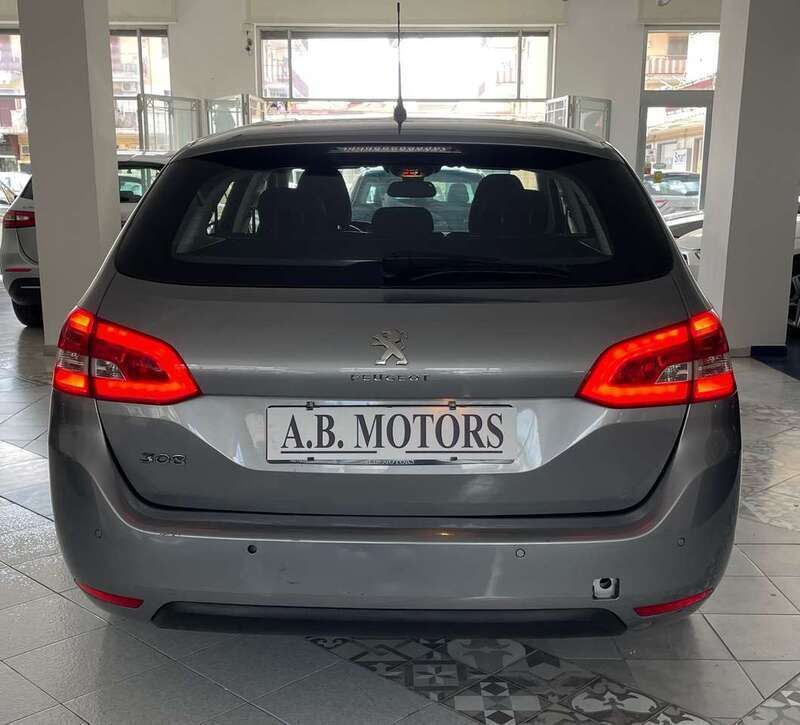 Usata Peugeot 308 Business-Line 131 CV (96 kW) 2019 Grigio Station wagon