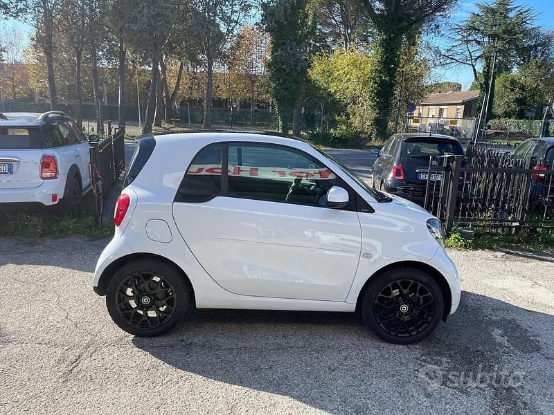 Usata Smart ForTwo Coupé 90 CV (66 kW) 2018 Bianco Coupé
