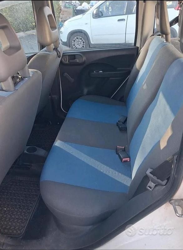 Usata Fiat Panda 54 CV (39 kW) 2011 Bianco Utilitaria