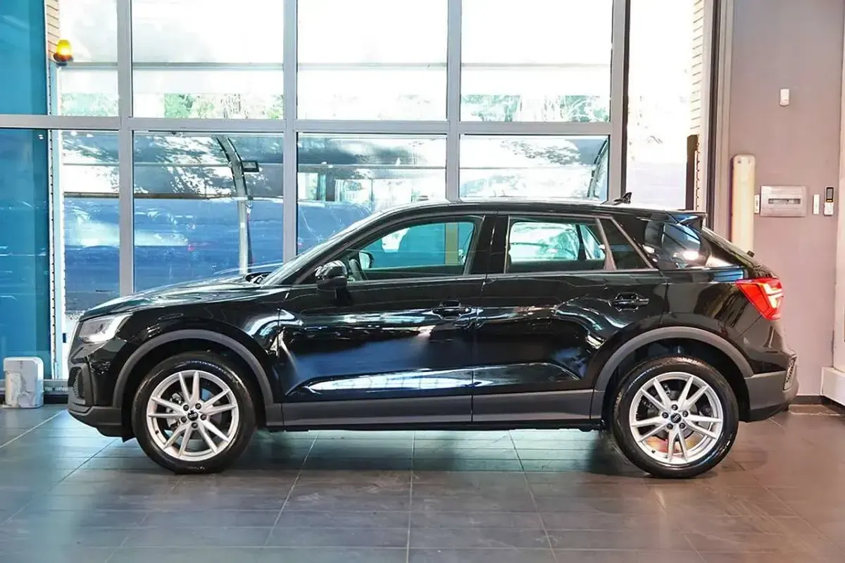 Usata Audi Q2 Business 150 CV (110 kW) 2024 Nero SUV