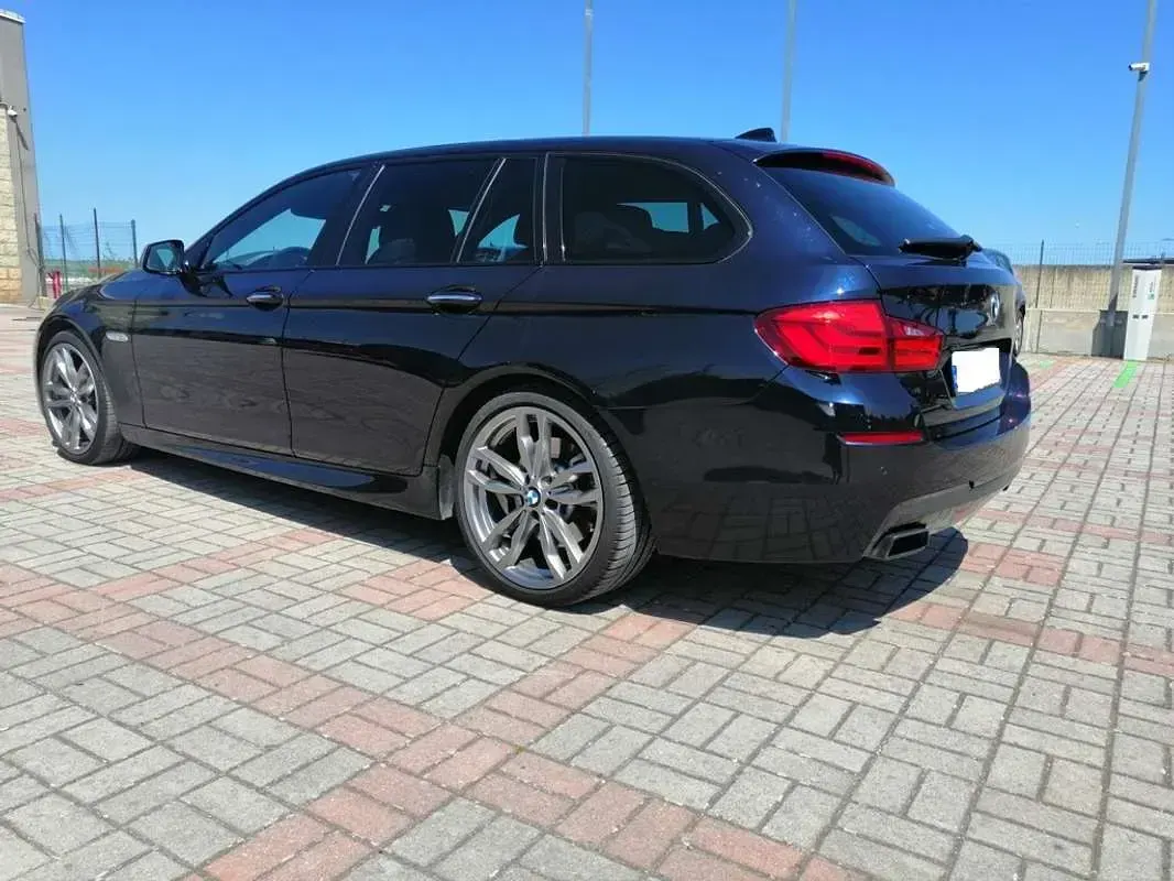 Usata BMW M550 381 CV (280 kW) 2012 Blu/azzurro Berlina