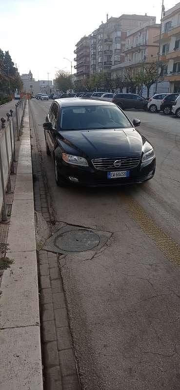 Usata Volvo V70 Summum 114 CV (83 kW) 2014 Station wagon