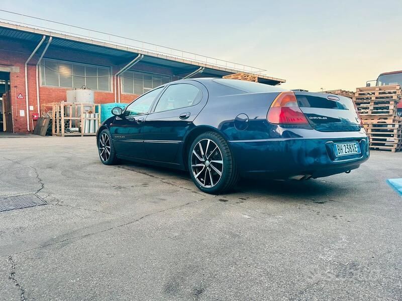 Usata Chrysler 300M 254 CV (186 kW) 2000 Blu Berlina