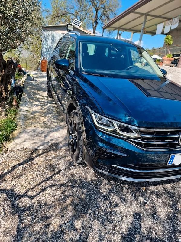 Usata VW Tiguan Elegance 150 CV (110 kW) 2020 Verde SUV
