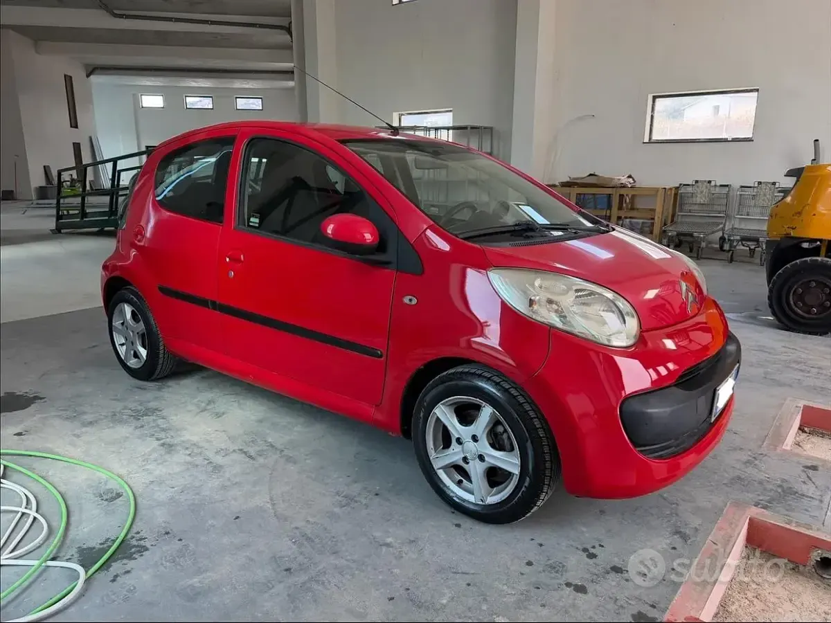 Usata Citroën C1 54 CV (39 kW) 2007 Rosso Utilitaria