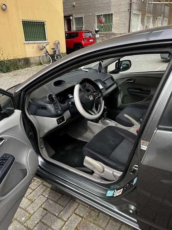 Usata Honda Insight Elegance 88 CV (64 kW) 2009 Grigio Utilitaria