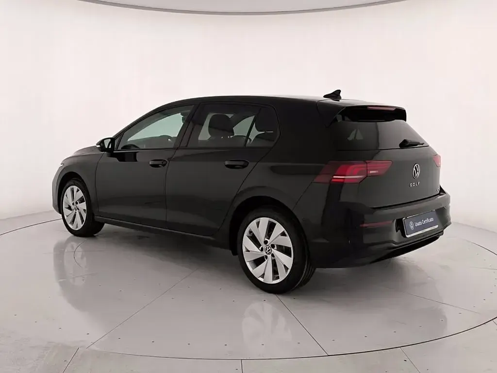 Nuova VW Golf VIII Edition 116 CV (85 kW) 2026 Grenadill black metallizzato Berlina