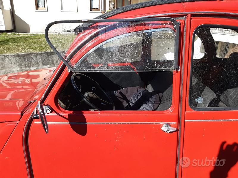 Usata Citroën 2CV 29 CV (21 kW) 1981 Rosso Berlina