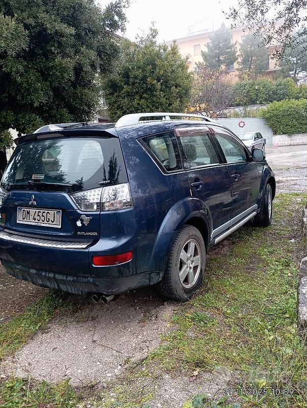 Usata Mitsubishi Outlander 2008 Blu SUV