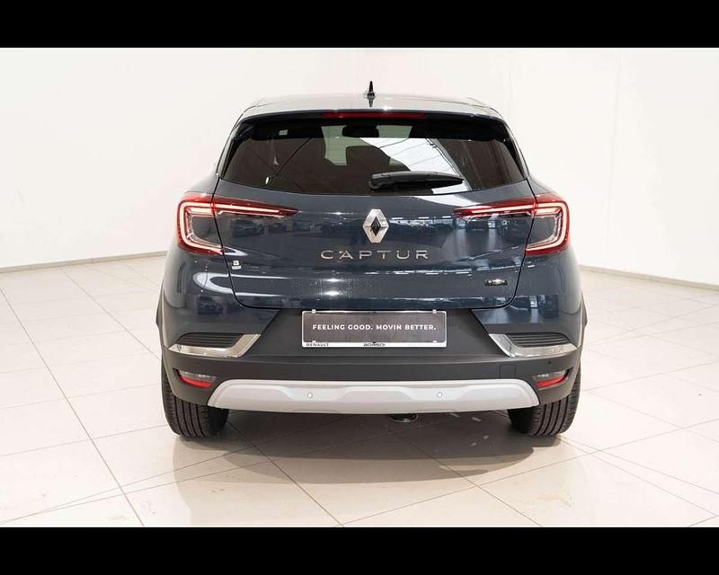 Usata Renault Captur Techno 143 CV (105 kW) 2023 Blu/azzurro SUV